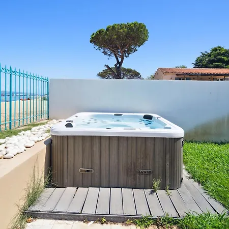 La Desirade - Les Pieds Dans L'eau - La Bouillabaisse - St Tropez - 14 Personnes Saint-Tropez