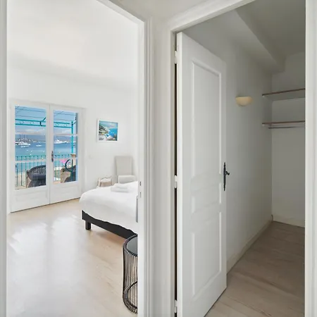 Villa La Desirade - Les Pieds Dans L'eau - La Bouillabaisse - St Tropez - 14 Personnes Saint-Tropez